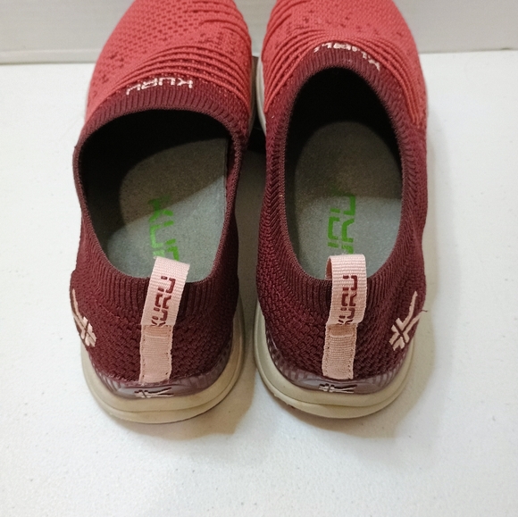 KURU Women's Red Slip-On Sneakers with Breathable Knit Upper Size 8 - Picture 4 of 7